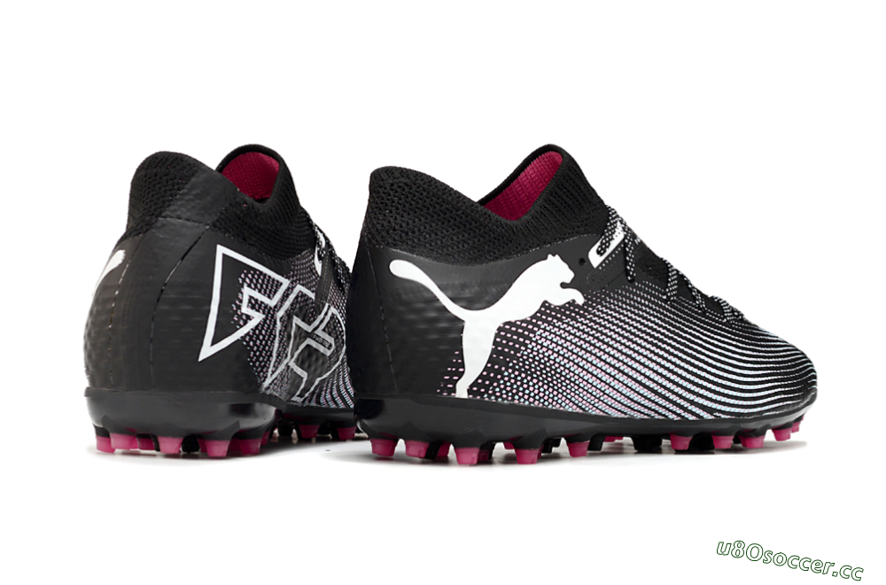 Men's Puma Future Ultimate MG Multi Ground Low-Tops Football Boots - Black/White/Pink 6