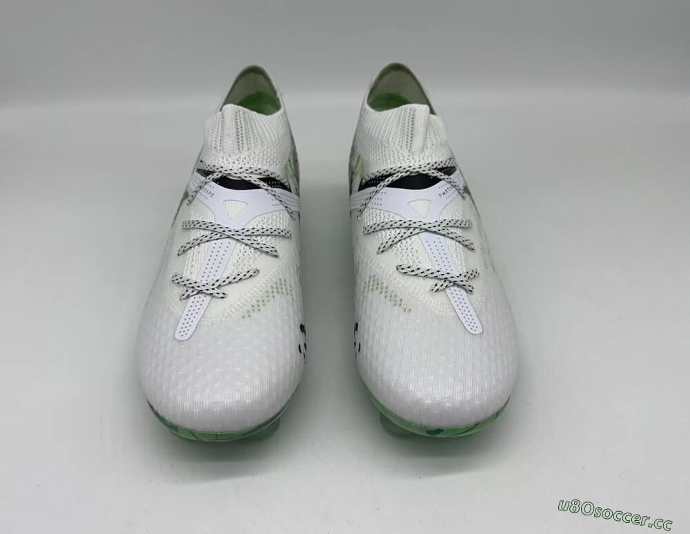 Men's Puma Future 7 Ultimate FG Firm Ground Low-Tops Football Boots - White/Black/Green