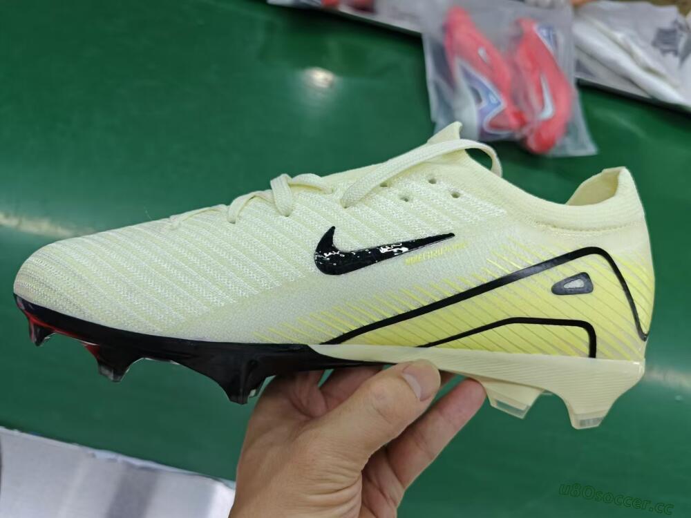 Men's Nike Air Zoom Mercurial Vapor 16 Elite FG Firm Ground Low-Tops Football Boots - Beige/Black/Yellow