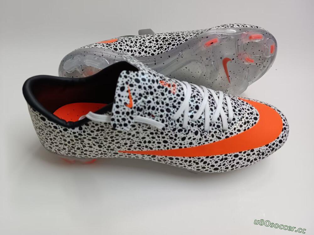 Men's Nike Mercurial Vapor 10 FG Firm Ground Low-Tops Football Boots - Black/White/Red