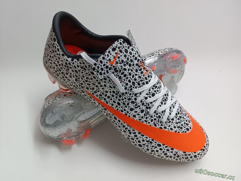 Men's Nike Mercurial Vapor 10 FG Firm Ground Low-Tops Football Boots - Black/White/Red