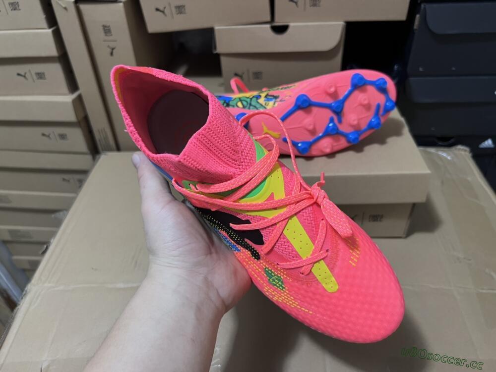 Men's Puma Future Ultimate MG Multi Ground Low-Tops Football Boots - Pink/Blue/Green/Yellow