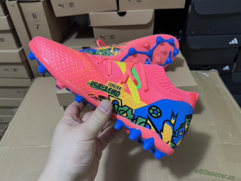 Men's Puma Future Ultimate MG Multi Ground Low-Tops Football Boots - Pink/Blue/Green/Yellow