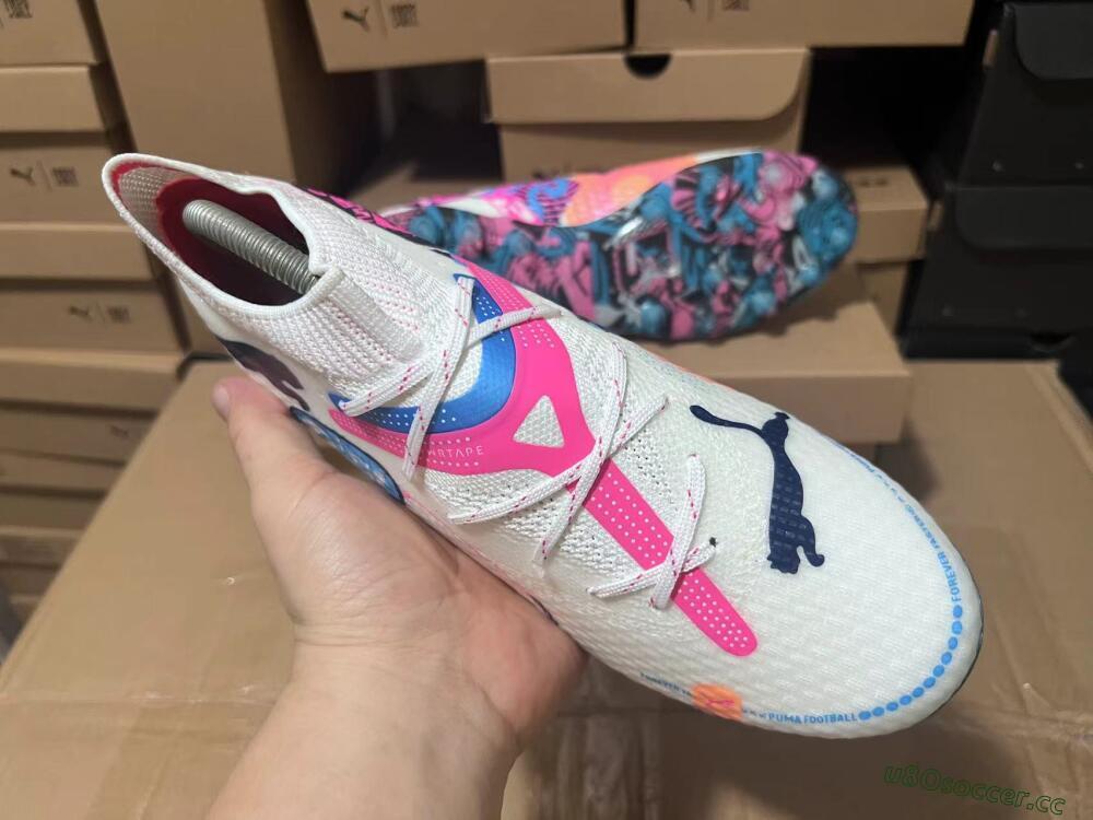 Men's Puma Future Ultimate FG Firm Ground Low-Tops Football Boots - White/Pink/Blue