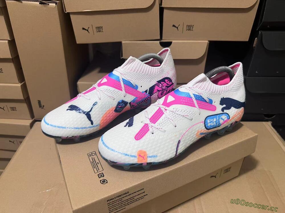 Men's Puma Future Ultimate FG Firm Ground Low-Tops Football Boots - White/Pink/Blue