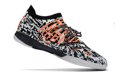 Men's Puma Future Z 1.3 Teazer IC Indoor & Futsal Low-Tops Football Shoes - White/Black/Orange