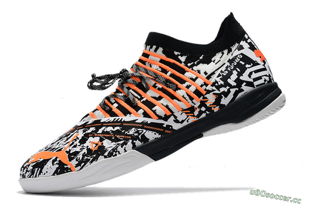 Men's Puma Future Z 1.3 Teazer IC Indoor & Futsal Low-Tops Football Shoes - White/Black/Orange 5