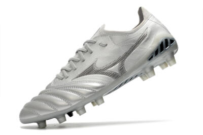 Men's Mizuno Morelia Neo 3 FG Firm Ground Low-Tops Football Boots - Silver/Black