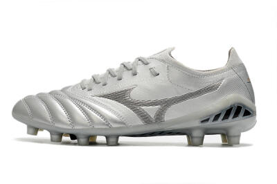 Men's Mizuno Morelia Neo 3 FG Firm Ground Low-Tops Football Boots - Silver/Black