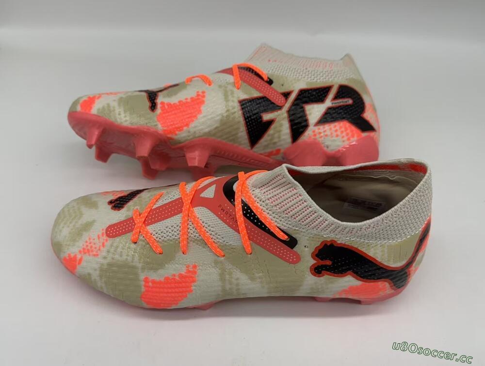 Men's Puma Future 7 Ultimate FG Firm Ground Low-Tops Football Boots - Beige/Black/Brown