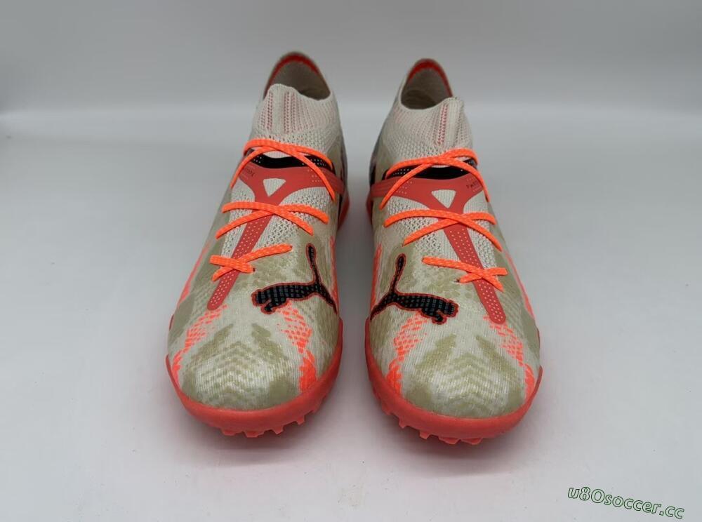 Men's Puma Future Ultimate TF Artificial Turf Low-Tops Football Shoes - Beige/Red/Black