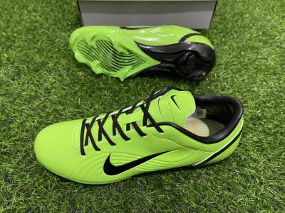 Men's Ronaldo x Nike R9 Mercurial Vapor 3 FG Firm Ground Low-Tops Football Boots - Green/Black
