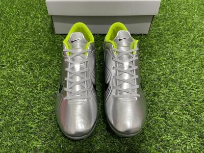 Men's Ronaldo X Nike R9 Mercurial Vapor 3 FG Firm Ground Low-Tops Football Boots - Silver/Black/Yellow