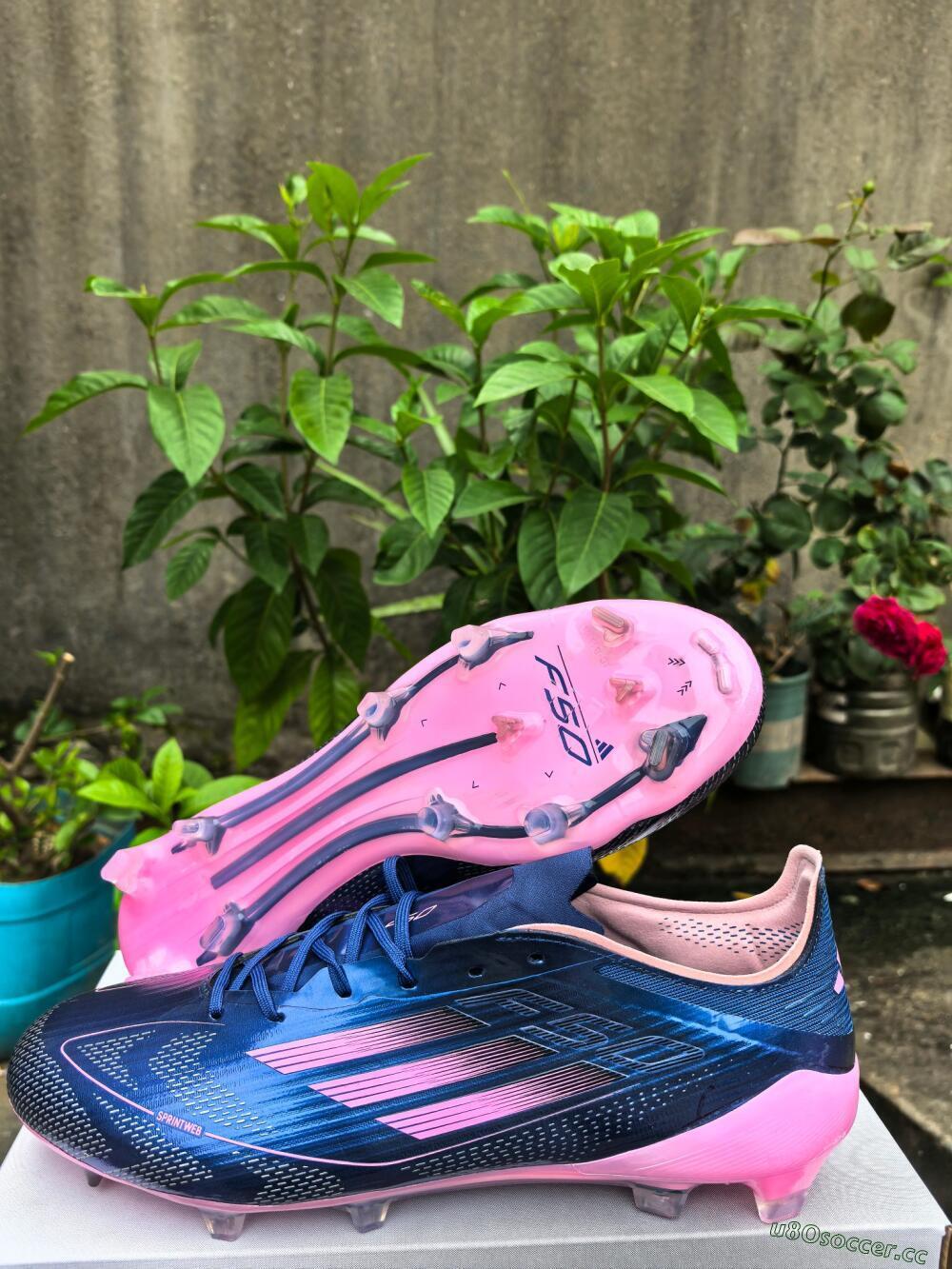 Men's Adidas F50 Elite FG Firm Ground Low-Tops Football Boots - Blue/Pink