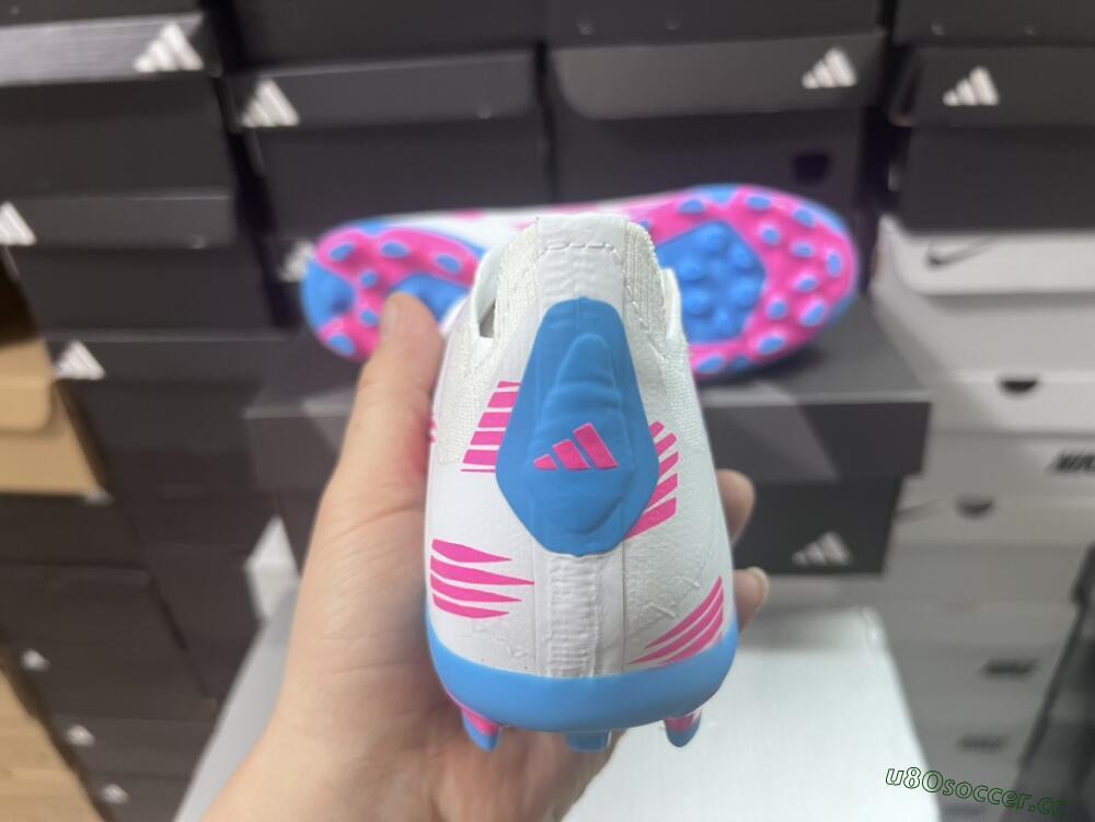 Unisex Adidas Predator Elite 24 MG Multi Ground Low-Tops Football Boots - White/Blue/Pink