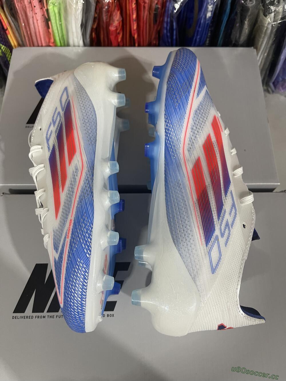 Men's Adidas F50 Elite AG Artificial Grass Low-Tops Football Boots - White/Blue/Red