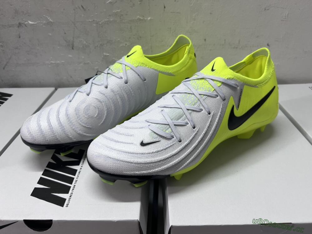 Men's Nike Phantom Luna Elite FG Firm Ground Low-Tops Football Boots - Grey/Yellow/Black