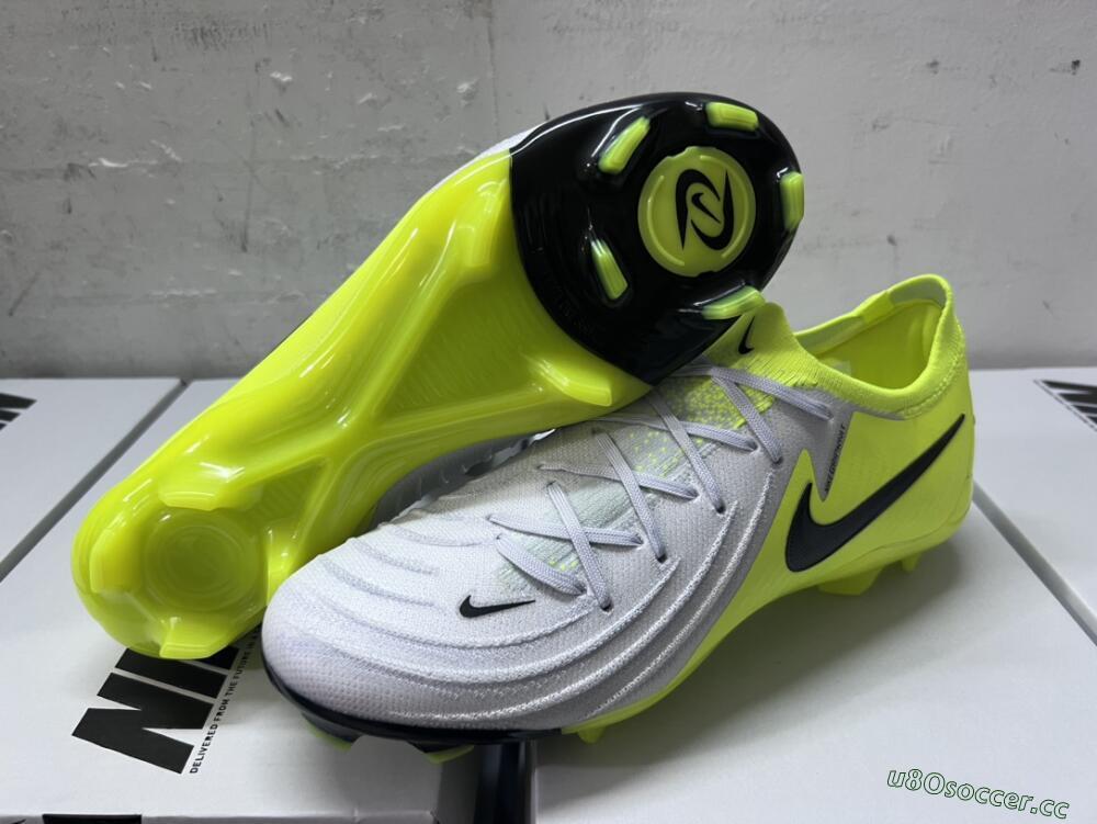 Men's Nike Phantom Luna Elite FG Firm Ground Low-Tops Football Boots - Grey/Yellow/Black