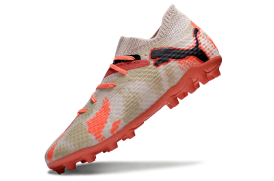 Men's Puma Future Ultimate MG Multi Ground Low-Tops Football Boots - Pink/Red/Black