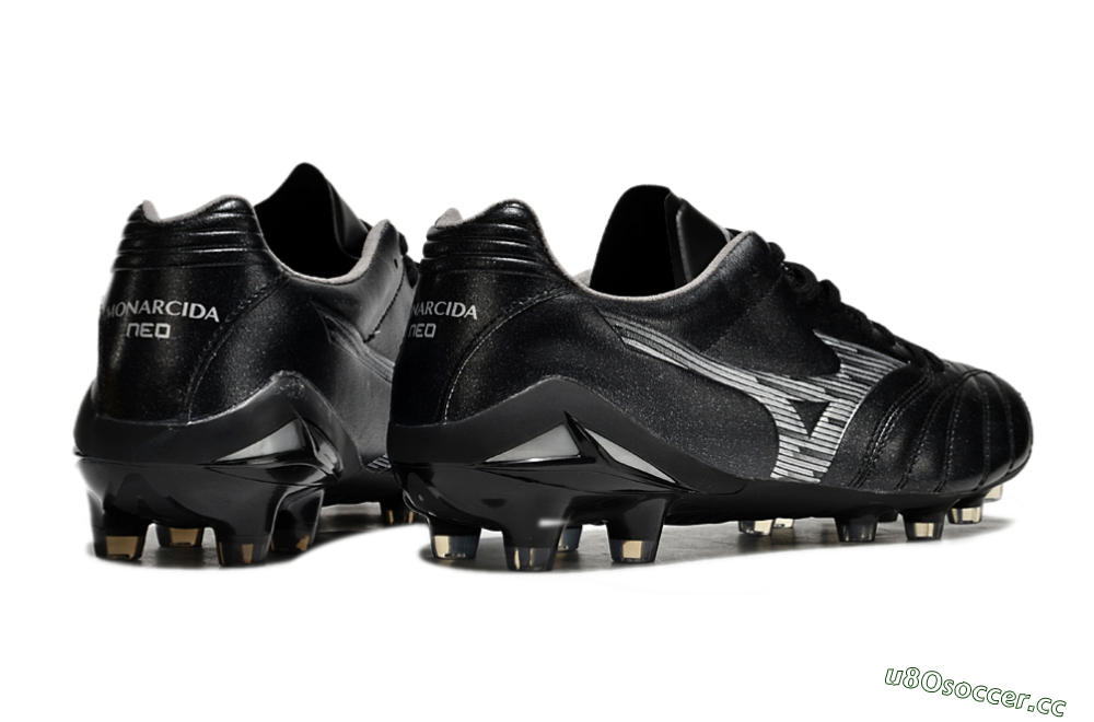 Men's Mizuno Morelia Neo 4 FG Firm Ground Low-Tops Football Boots - Black/Silver 6