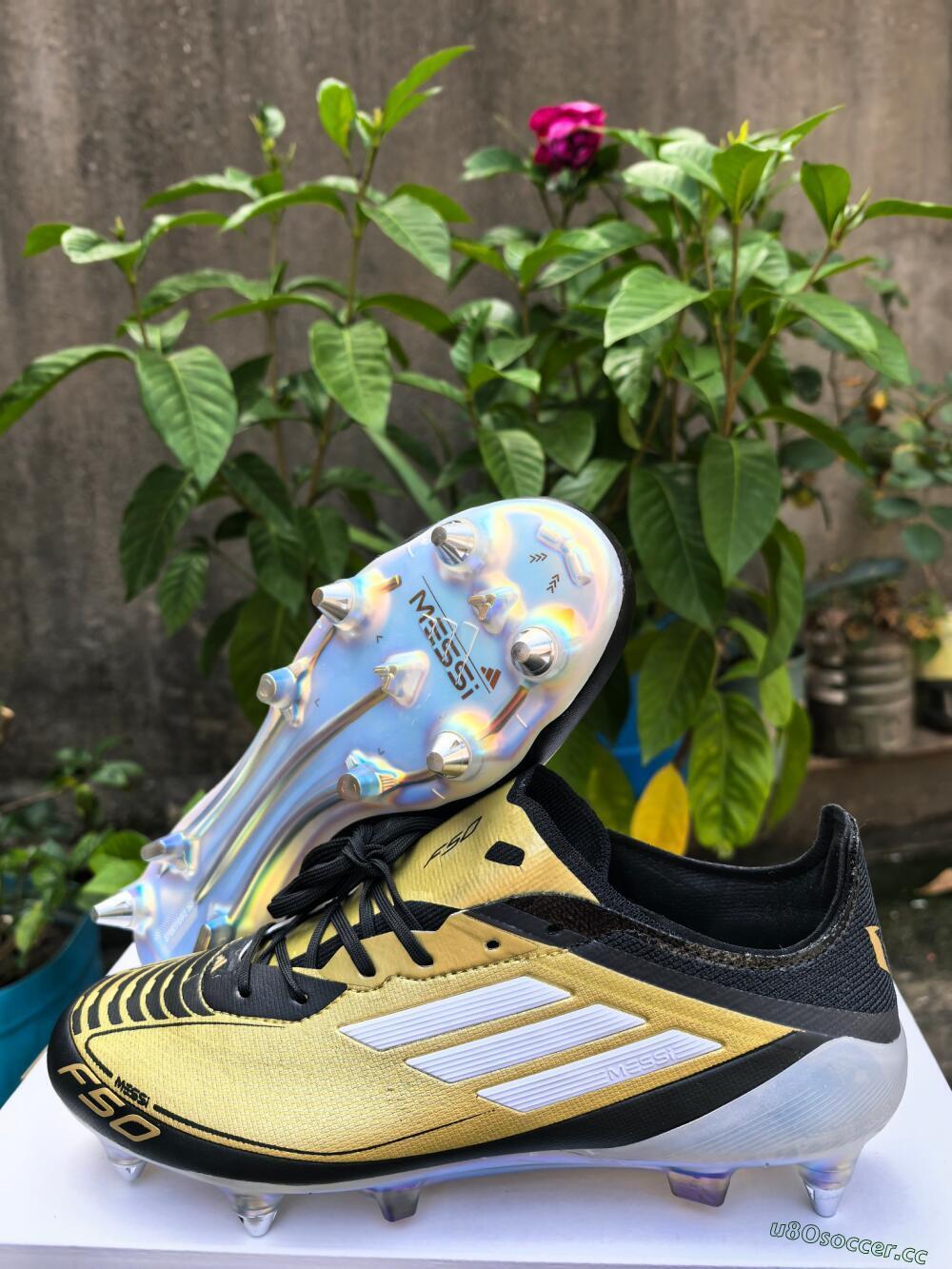 Men's Adidas F50 Elite SG Soft Ground Low-Tops Football Boots - Gold/Black/White