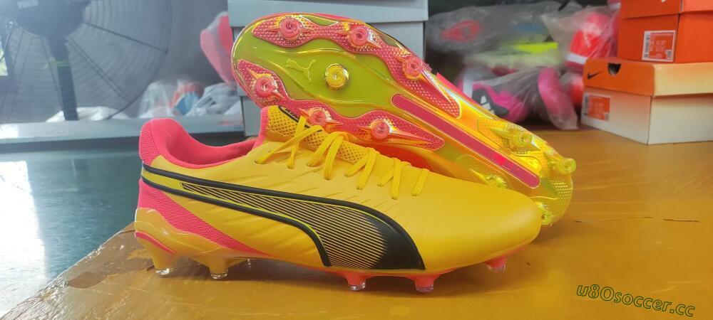 Men's Puma Ultra Ultimate FG Firm Ground Low-Tops Football Boots - Red/Black/Yellow
