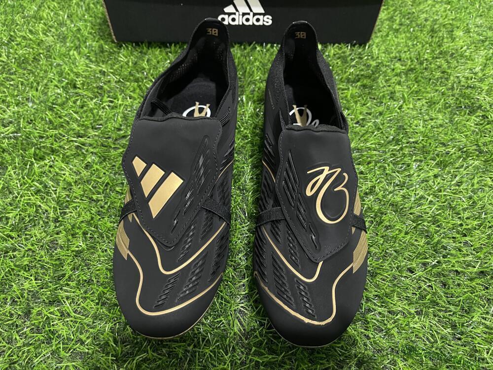 Men's Adidas Predator Elite Tongue FG Firm Ground Low-Tops Football Boots - Black/Gold