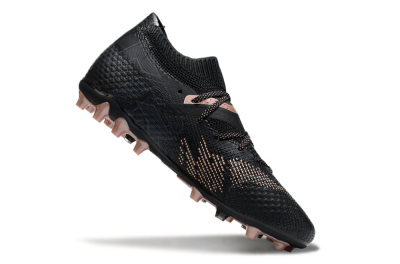 Men's Puma Future Ultimate MG Multi Ground Low-Tops Football Boots - Black/Pink