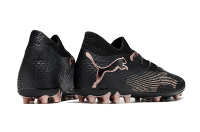 Men's Puma Future Ultimate MG Multi Ground Low-Tops Football Boots - Black/Pink