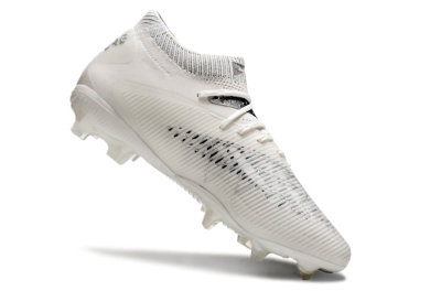 Men's Puma Future 8 Ultimate FG Firm Ground Low-Tops Football Boots - White/Silver/Black