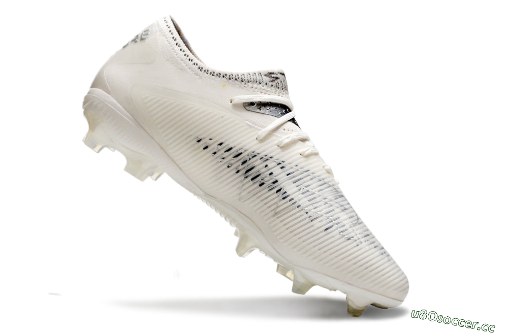 Men's Puma Future 8 Ultimate FG Firm Ground Low-Tops Football Boots - White/Silver/Black 4
