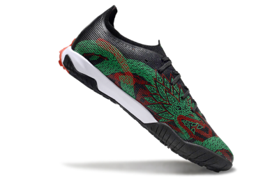 Men's Puma Ultra Ultimate TF Artificial Turf Low-Tops Football Shoes - Black/Red/Green