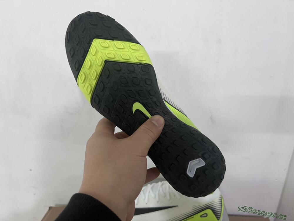Unisex Nike Air Zoom Mercurial Vapor 16 Elite TF Artificial Turf Low-Tops Football Shoes - White/Black/Yellow
