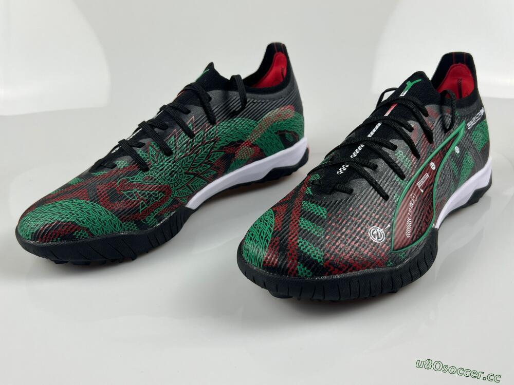 Men's Puma Ultra Ultimate TF Artificial Turf Low-Tops Football Shoes - Black/Red/Green
