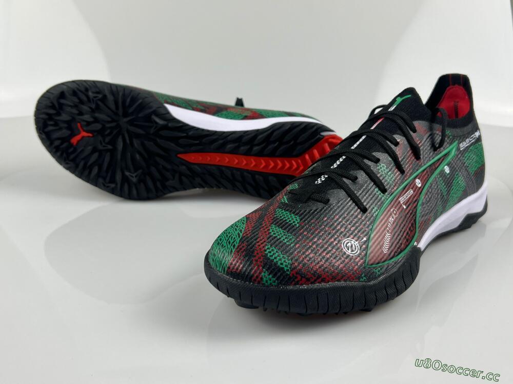 Men's Puma Ultra Ultimate TF Artificial Turf Low-Tops Football Shoes - Black/Red/Green