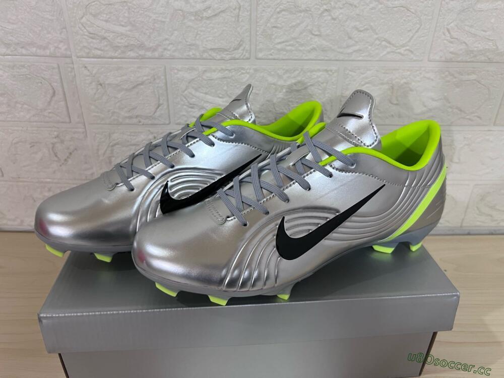 Unisex Nike Zoom Mercurial Vapor 1 Rgn SE FG Firm Ground Low-Tops Football Boots - Silver/Black/Yellow