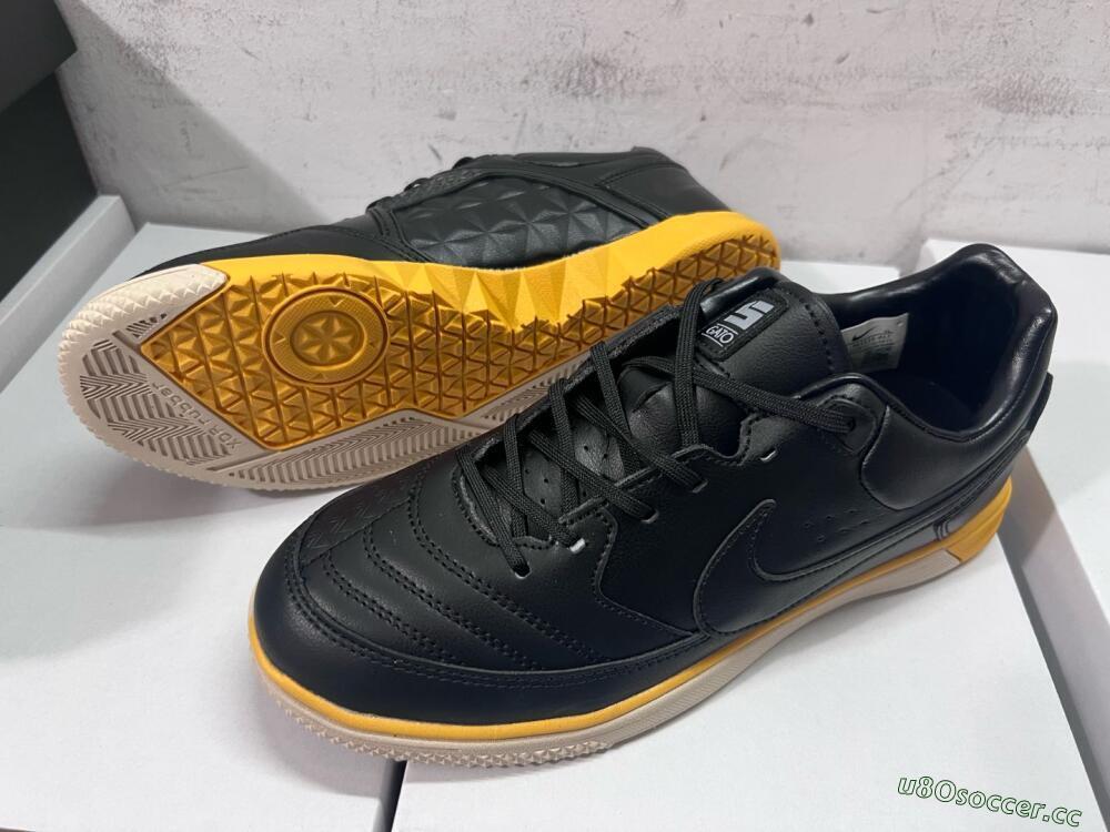 Men's Nike Street Gato IC Indoor & Futsal Low-Tops Football Shoes - Black/Yellow/Beige