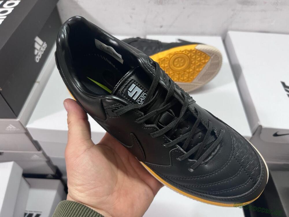 Men's Nike Street Gato IC Indoor & Futsal Low-Tops Football Shoes - Black/Yellow/Beige
