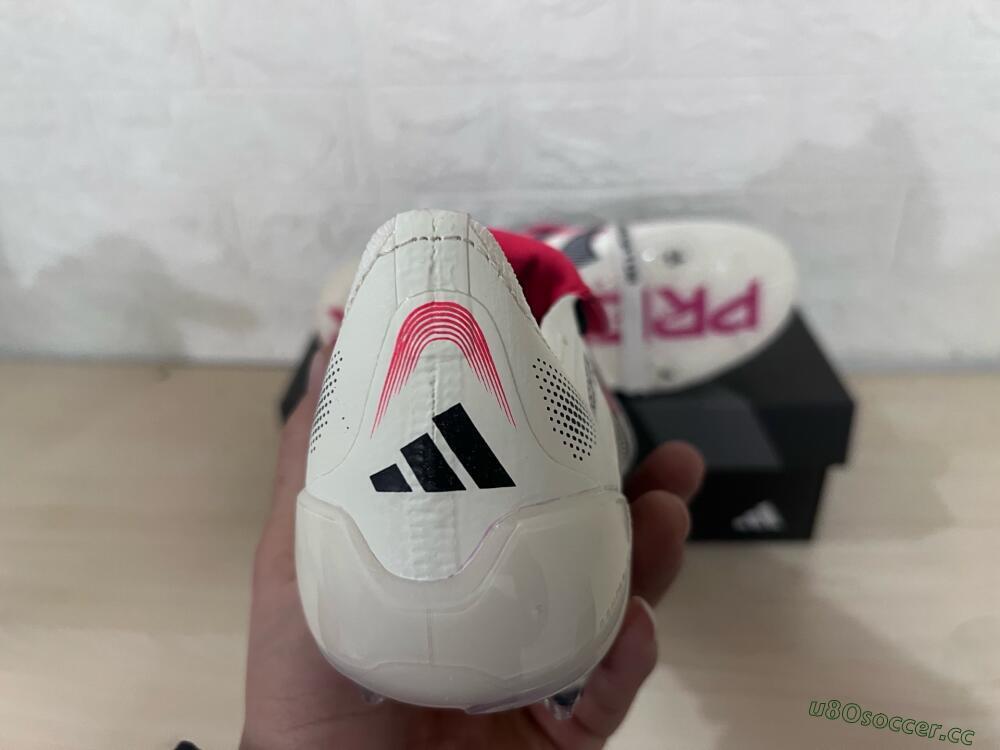 Men's Adidas Predator Elite Foldover Tongue FG Firm Ground Low-Tops Football Boots - Beige/Black/Red