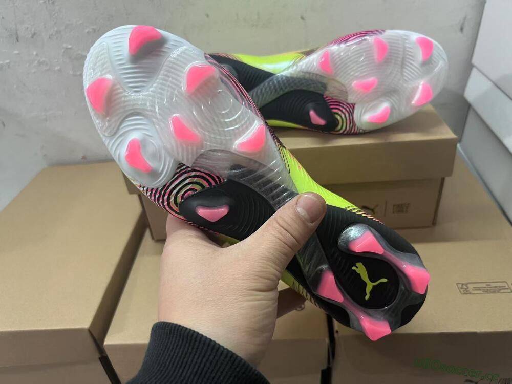 Men's Puma Future 8 Ultimate FG Firm Ground Low-Tops Football Boots - Yellow/Pink/Black