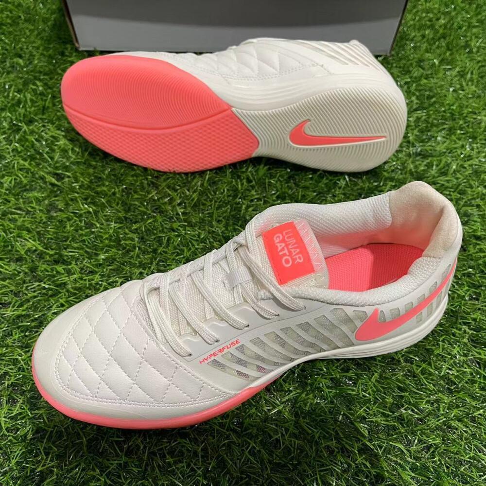 Men's Nike Lunar Gato 2 IC Indoor & Futsal Low-Tops Football Shoes - Beige/Pink