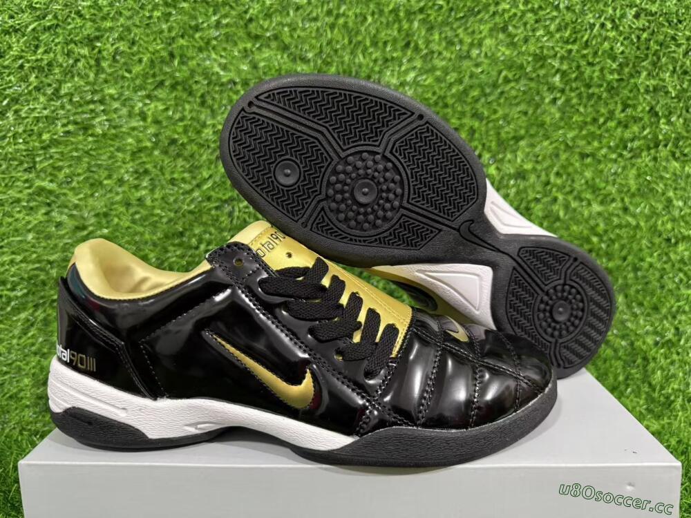 Men's Nike Total 90 III IC Indoor & Futsal Low-Tops Football Shoes - Black/Gold