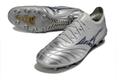 Men's Mizuno Morelia Neo 4 Bate FG Firm Ground Low-Tops Football Boots - Silver/Black