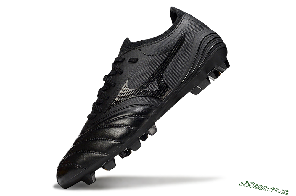 Men's Mizuno Morelia Neo 4 FG Firm Ground Low-Tops Football Boots - Black/Black/Black 5