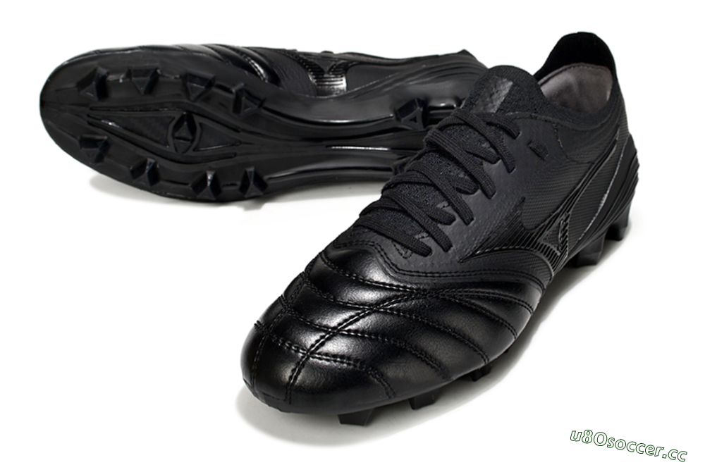 Men's Mizuno Morelia Neo 4 FG Firm Ground Low-Tops Football Boots - Black/Black/Black 3