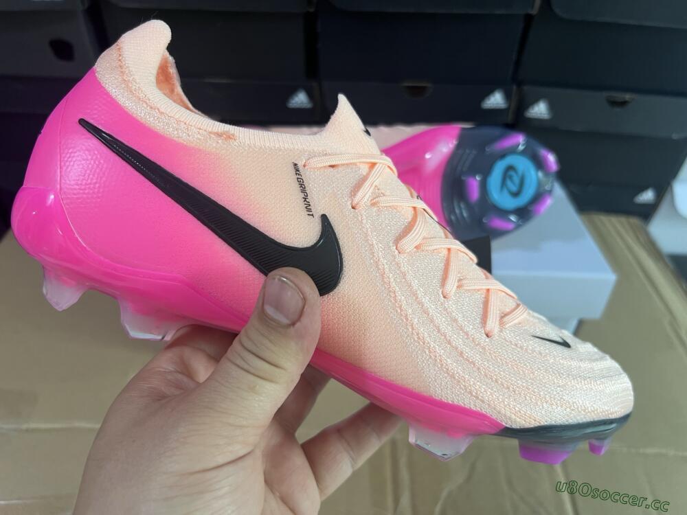 Unisex Nike Phantom GX 2 Elite FG Firm Ground Low-Tops Football Boots - Pink/Black
