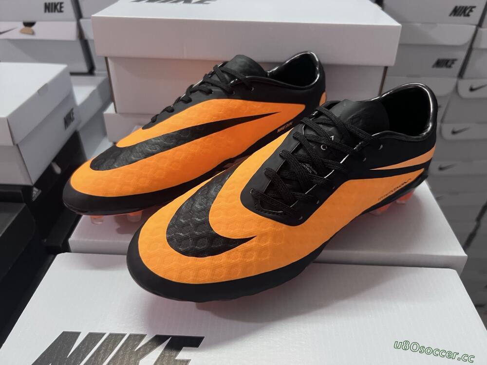 Men's Nike Hypervenom Phantom FG Firm Ground Low-Tops Football Boots - Orange/Black