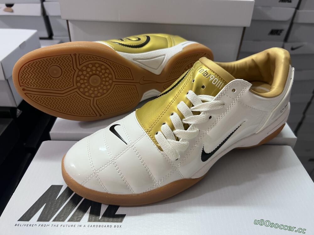 Men's Nike Total 90 III IC Indoor & Futsal Low-Tops Football Shoes - White/Black/Yellow