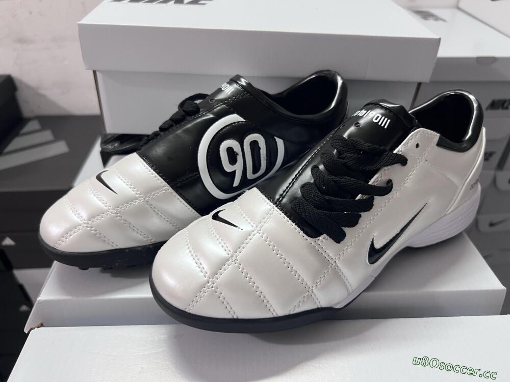 Unisex Nike Total 90 III TF Artificial Turf Low-Tops Football Shoes - White/Black