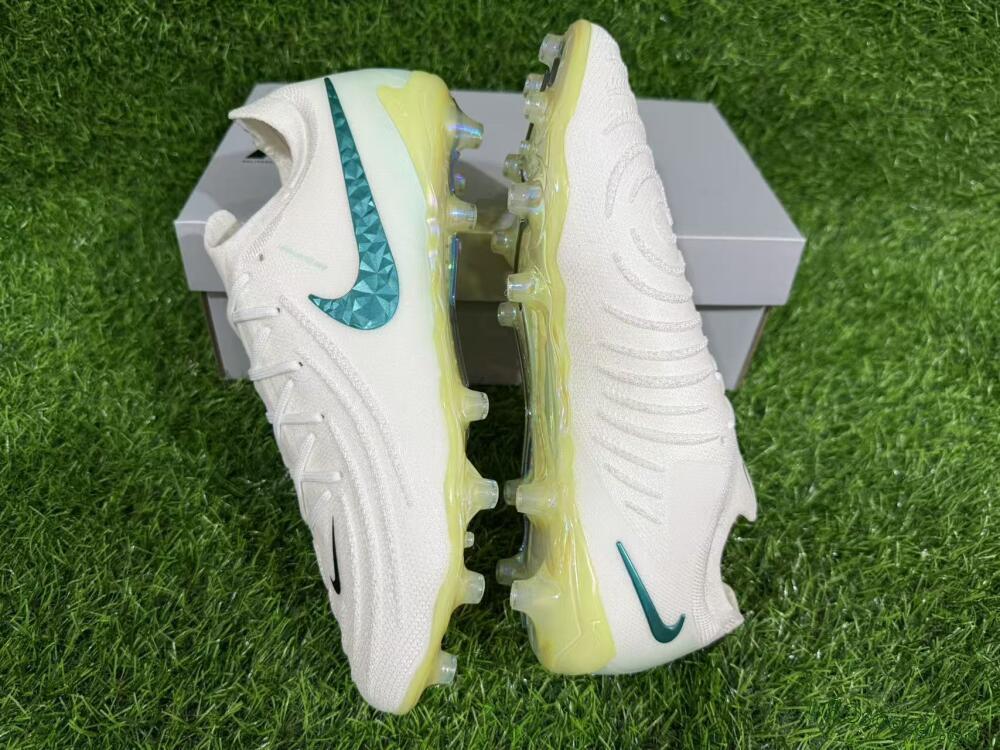 Men's Nike Phantom GX 2 Elite AG Artificial Grass Low-Tops Football Boots - Beige/Black/Jade